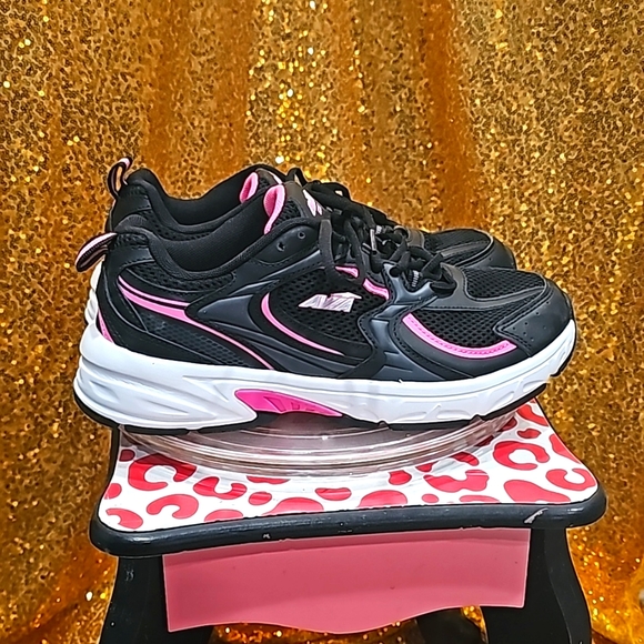 E Avia Black and Pink Leather Athletic Shoes (ABBA) Size 9.5 - Picture 5 of 8
